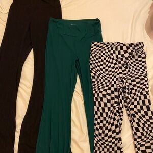 No boundaries set of three leggings